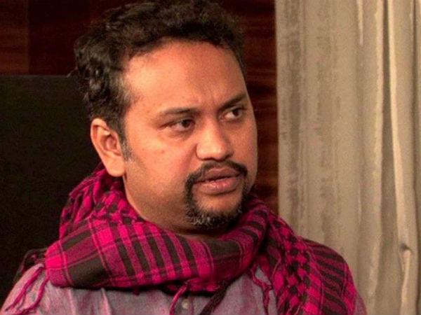  ఫేస్ బుక్‌లో పరిచయమై 