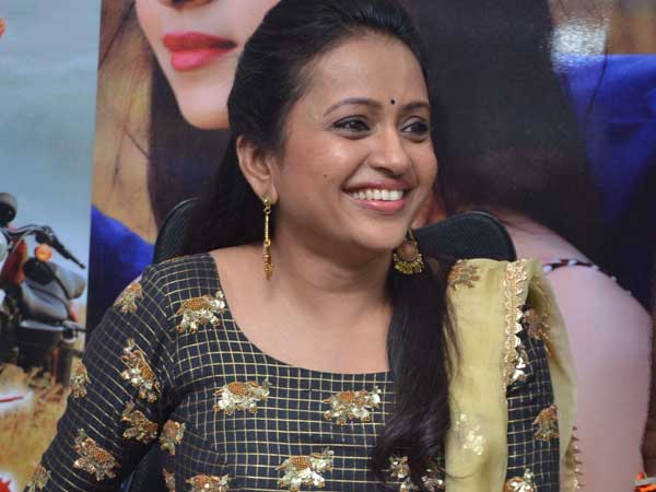  తెలుగులో టాప్ యాంకర్