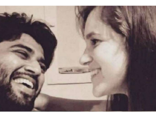 ఫొటోలే బయటకు వచ్చాయి 