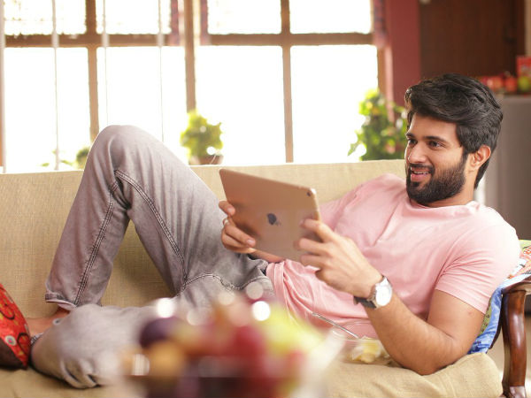 ఈ ఇద్దరు స్టార్లపై ప్రశంసల వెల్లువ