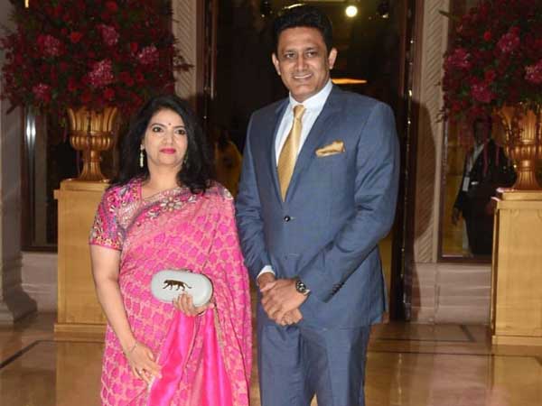 హాజరైన సెలబ్రిటీలు