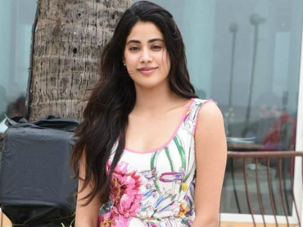  ముగ్గురు హీరోయిన్లతో