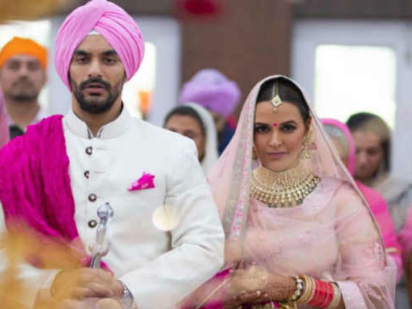 బర్త్ డే పార్టీలో 