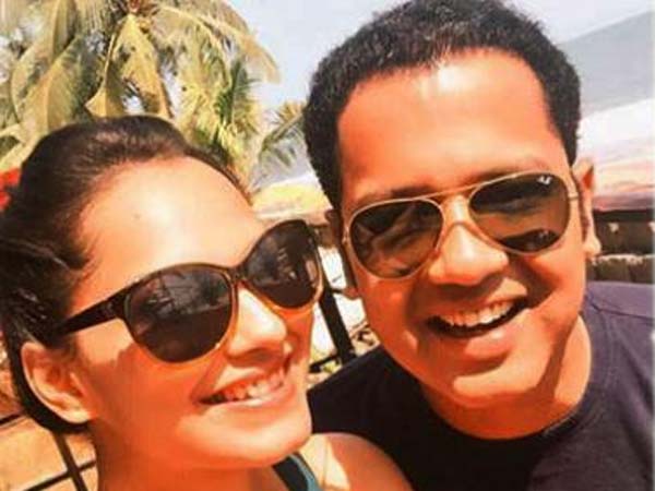 రాహుల్ మహాజన్ వివాదాలు