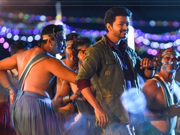 10 రోజుల్లోనే ‘రంగస్థలం' రికార్డ్ బద్దులు