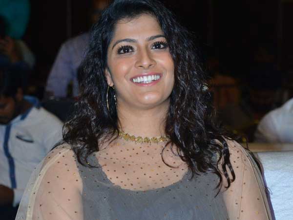 సమాజం కోసం, ఇంట్లో వారి కోసం అవసరమా?