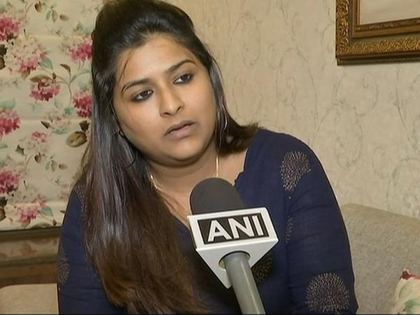 పూర్తిగా భిన్నమైన స్టోరీ చెప్పిన తోషి, సాక్ష్యాలతో..