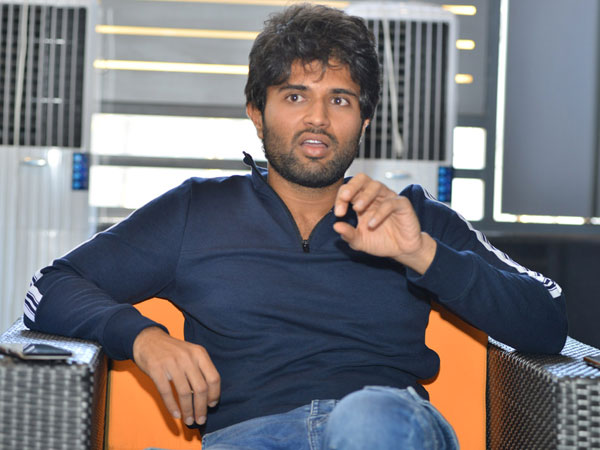 నోర్లు మూయిస్తా