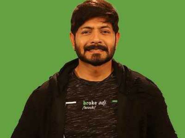  కొన్ని వేల అకౌంట్స్ ఉన్నాయి