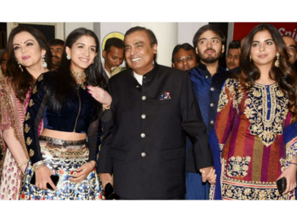 డిసెంబర్ 4న రిసెప్షన్