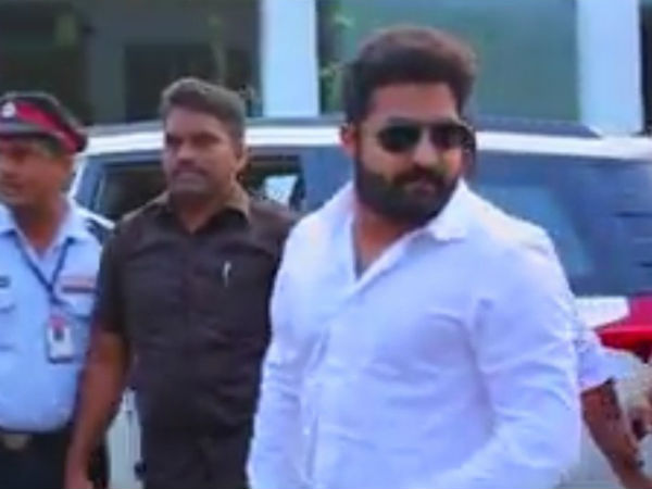 వైరల్ అవుతున్న లుక్