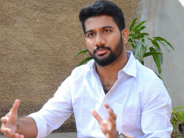 సీనియార్టీ అహం చూపిస్తున్నాడంటూ...