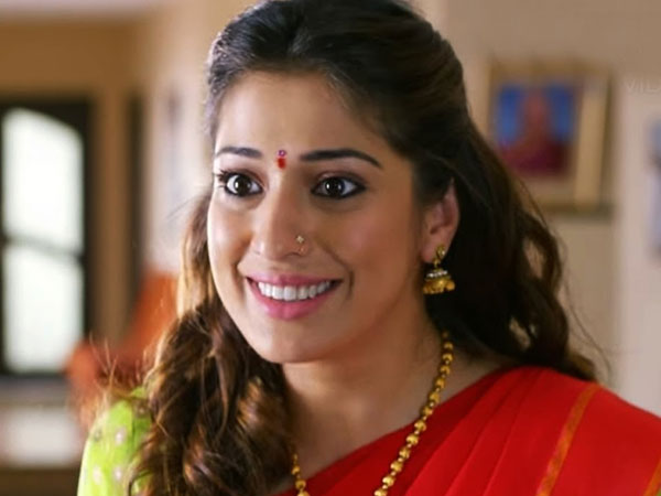 అకాన్‌ కలిసి చెట్టాపట్టాల్