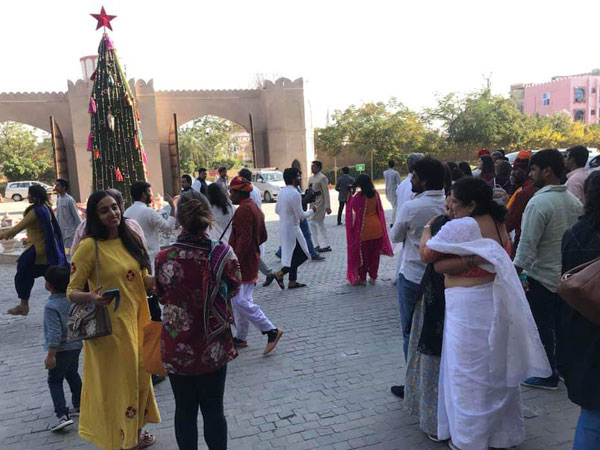  హాజరైన అతిథులు