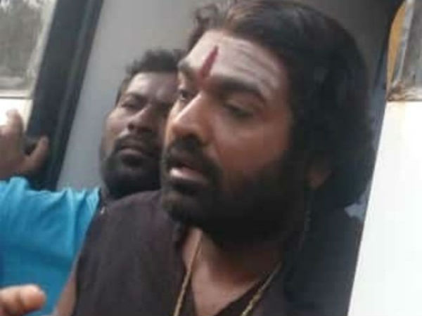  విజయ్ సేతుపతి లుక్ లీక్ 