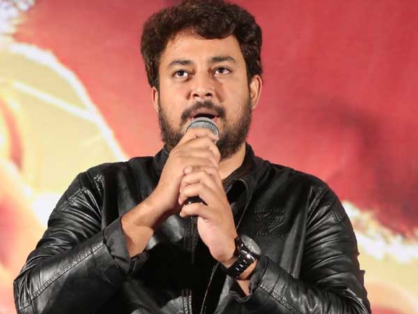  చైల్డ్ ఆర్టిస్ట్‌గా జీవితాన్ని ప్రారంభించి