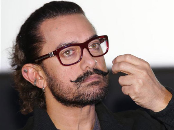  నాలుగు కథలపై అమీర్ తర్జనభర్జన