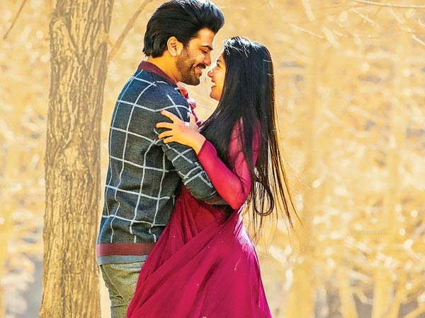  కెమెరా ముందు నేను వేస్ట్ ఫెలోని