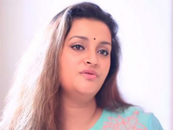 పోలీస్ స్టేషన్ వెళ్లడం సులభం కాదు 