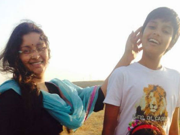 పిల్లలు రోడ్డుపై అడుక్కుంటుంటే...