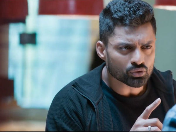 కళ్యాణ్ రామ్ పెర్ఫార్మెన్స్ అదుర్స్