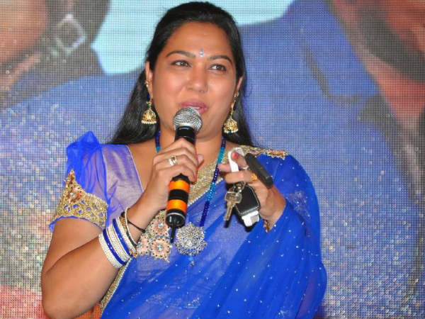 పూరి జగన్నాథ్‌ని మబ్బులు కమ్మేశాయి.. ఆ మబ్బులు ఎవరో మీరే అర్థం చేసుకోండి.. నటి హేమ! 