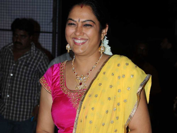 నటి హేమ రెమ్యునరేషన్ పెరగలేదు.. 300 కోట్ల ఆస్తి, బీఎండబ్ల్యూ కారు ఎలా వచ్చాయి? 