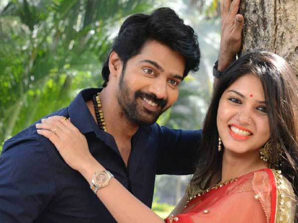 రామ్ చరణ్ మూవీకి పైరసీ... ఎన్టీఆర్ ఫ్యాన్స్ సపోర్ట్