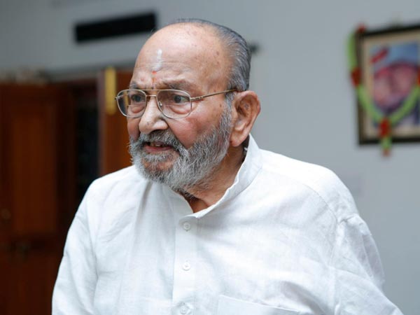  కే విశ్వనాథ్‌కు భక్తులు మాత్రమే