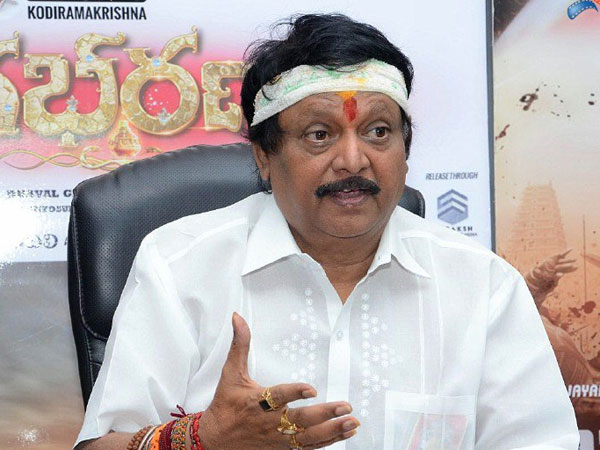 చిరంజీవిని అవమానిస్తేనే వర్కౌట్ అవుతుందని ఒప్పించి