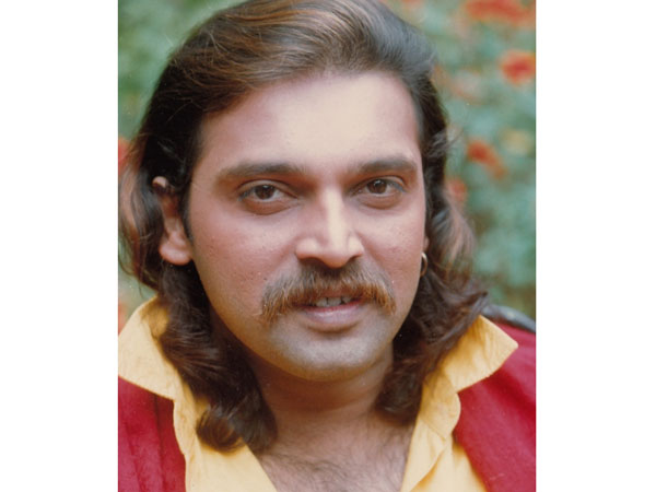 మహేష్ ఆనంద్ విషాదం.. కనీసం ఆటోకు డబ్బులేక.. 18 ఏళ్లు ఒంటరిగా.. భార్య వదిలేస్తే!