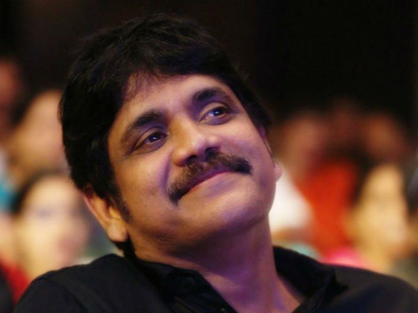 రాజకీయ కోణం ఉందా?