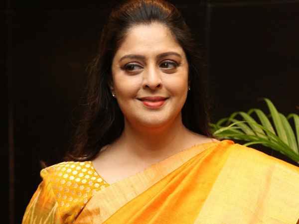 నగ్మాకు 17న లైఫ్ టైమ్ అవార్డు