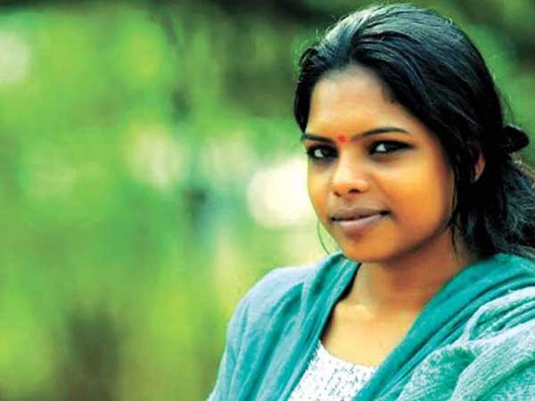 అసోసియేట్ డైరెక్టర్ గా