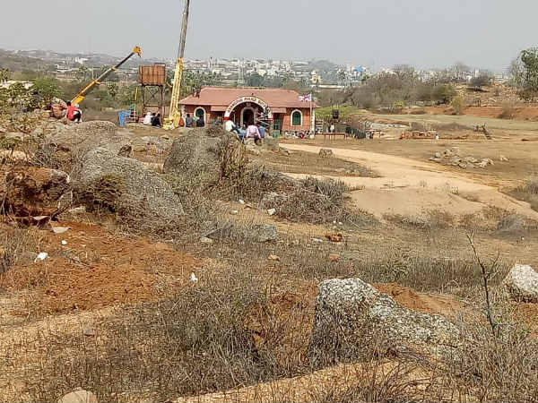 బ్రిటీష్ పాలనలోని పోలీస్ స్టేషన్ సెట్