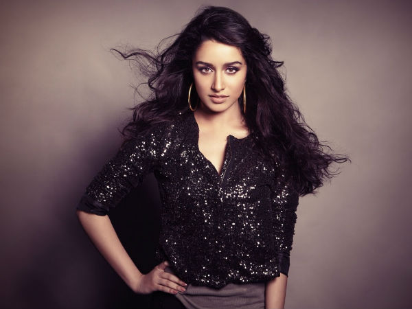 ప్రభాస్ పక్కనే ఉంటూ 