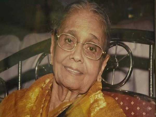 నెల్లూరులో అంత్యక్రియలు