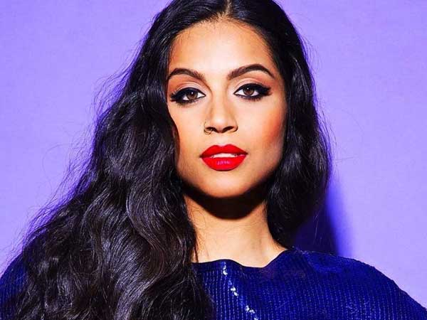 నేను బైసెక్సువల్.. ఆడ, మగతో కలిసి.. మీరు కూడా చేయండి.. 