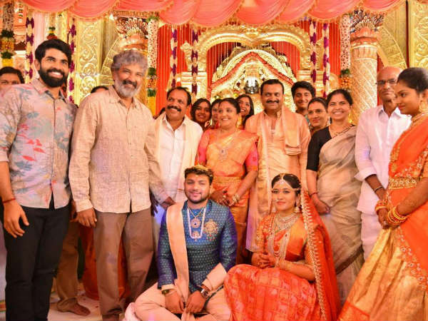 దర్శకుడు రాజమౌళి ఫ్యామిలీతోపాటు