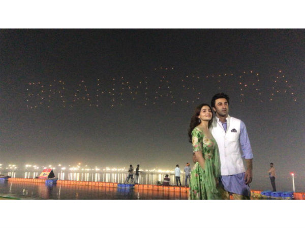 ఈ ఏడాది మొదటి భాగం ‘బ్ర‌హ్మాస్త్ర’ చిత్రాన్ని మూడు భాగాలుగా ప్లాన్ చేశారు. ఇందులో భాగంగా మొద‌టి భాగాన్ని ప్ర‌పంచ వ్యాప్తంగా డిసెంబ‌ర్ 25, 2019న విడుదల చేయబోతున్నారు. ఇండియన్ సినీ చరిత్రలోనే ఇదొక విభిన్నమైన సినిమా కాబోతోందట. 