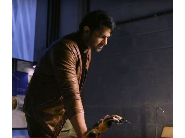 రూ. 300 కోట్ల బడ్జెట్, ఎవరి ఊహకు అందరి రేంజిలో