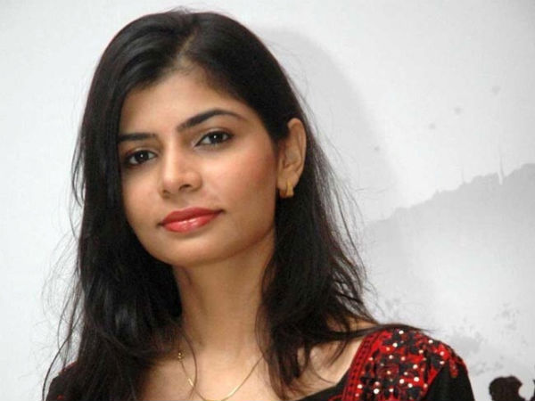 మా సమస్యకు పరిష్కారం చూపండి