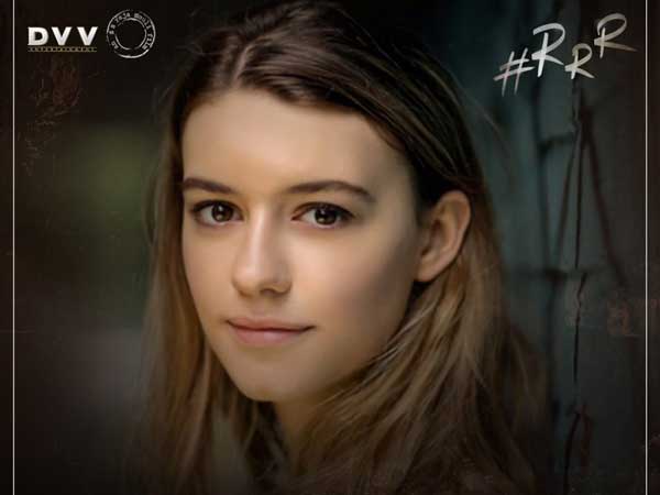 బ్రిటిష్ అమ్మాయి పాత్రలో డైసీ