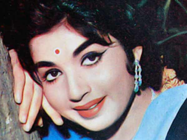 తెలుగు, హిందీ భాషలలో