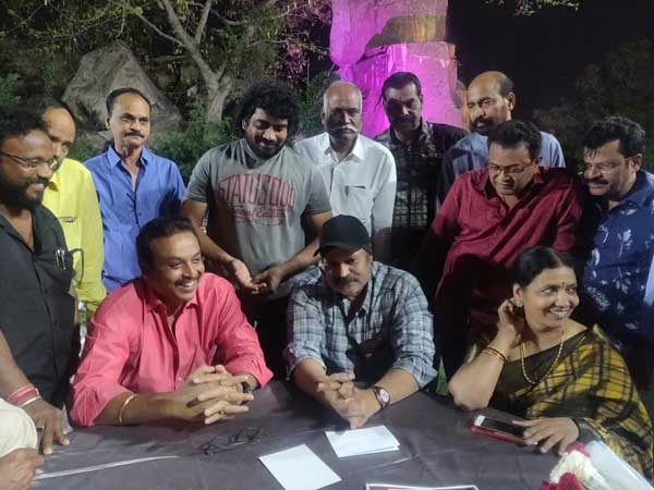 సీనియర్ నటుడిగా