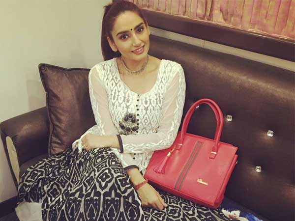  హీరోయిన్ రాగిణి ద్వివేదికి చేదు అనుభవం