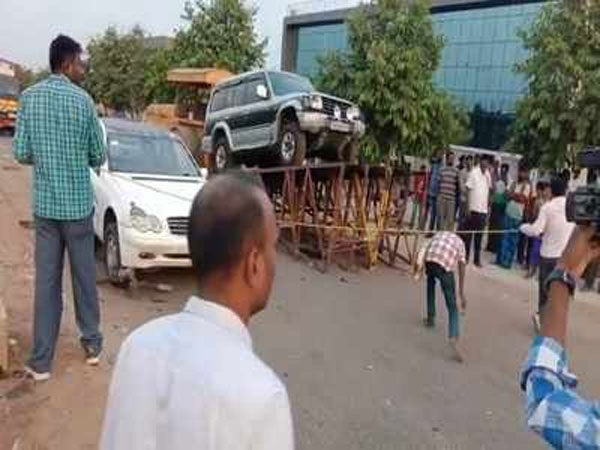  షూటింగ్‌లో బ్లాస్ట్‌కు అనుమతి లేదు