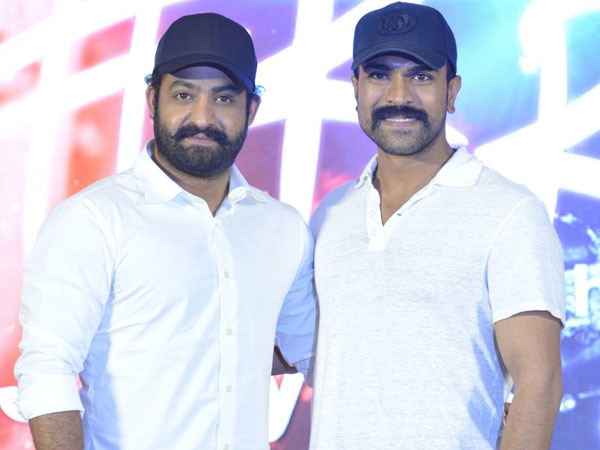  రాంచరణ్, ఎన్టీఆర్ లుక్స్