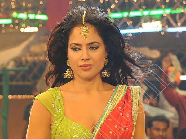 స్టార్ హీరోల సరసన