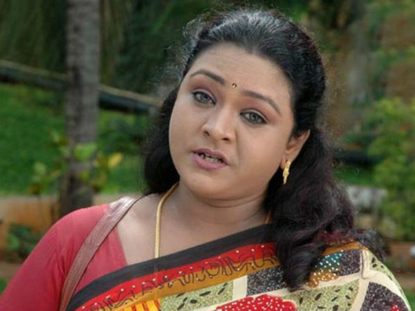 డబ్బు సాయం చేశాడు